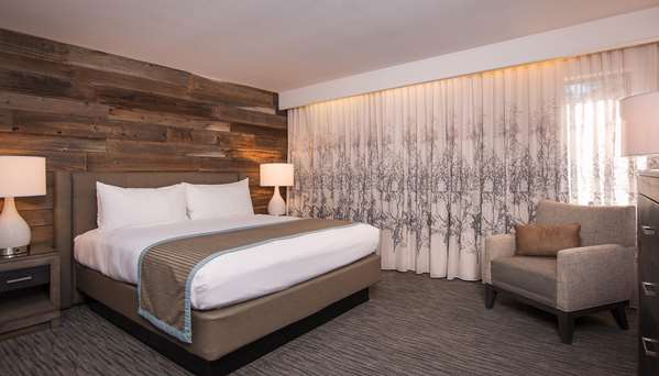  - Hotel Azure South Lake Tahoe