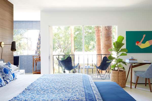  - Holiday House Hotel Palm Springs