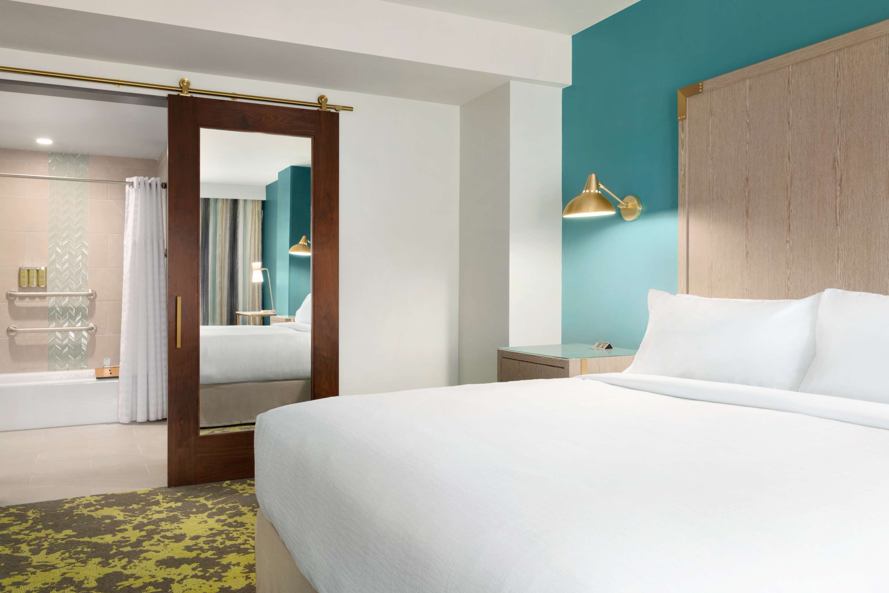 Guest room