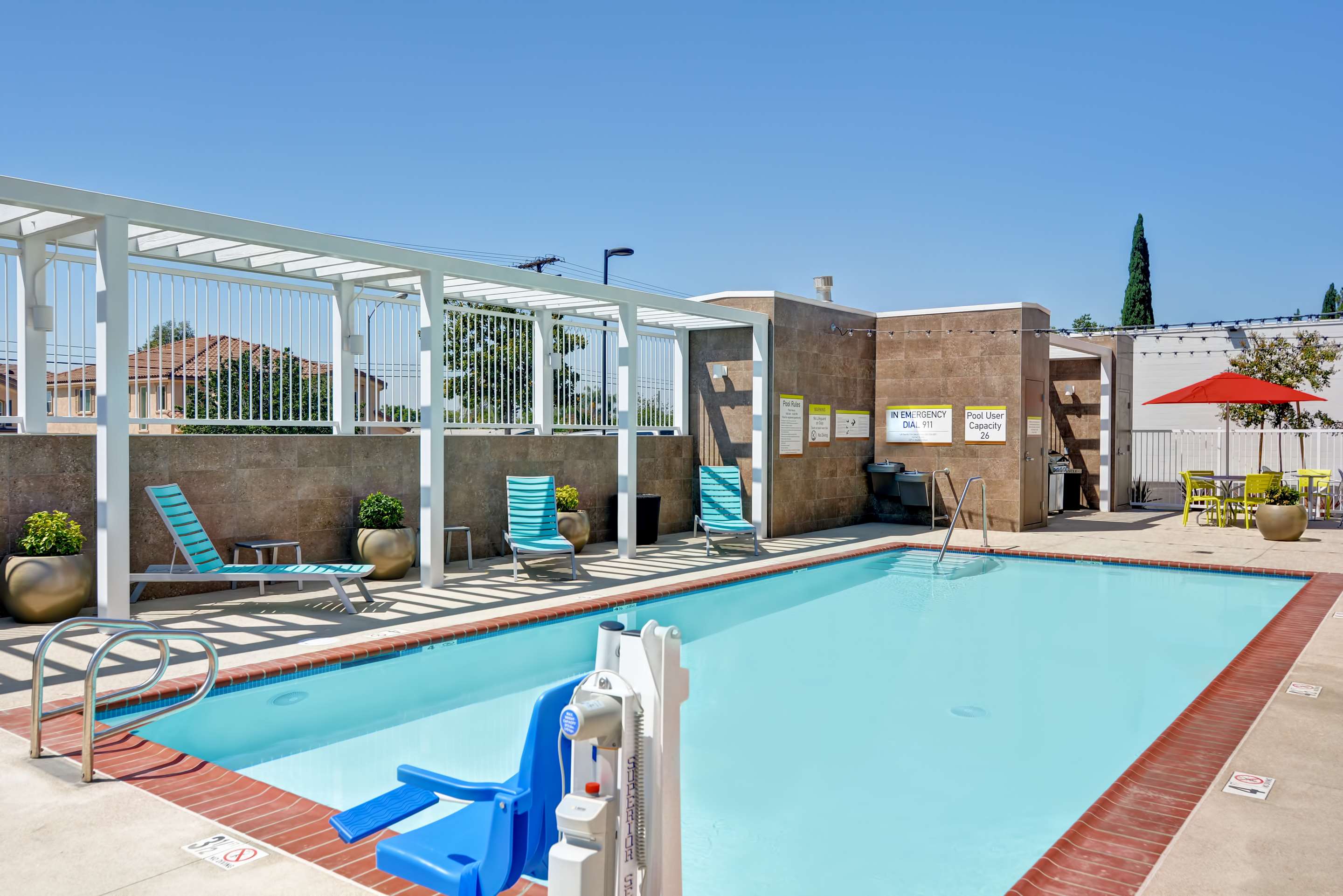 Pool | Home2 Suites by Hilton Azusa