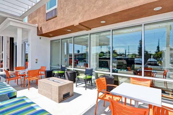 Exterior view - Home2 Suites by Hilton Azusa - I-210, Exit 40