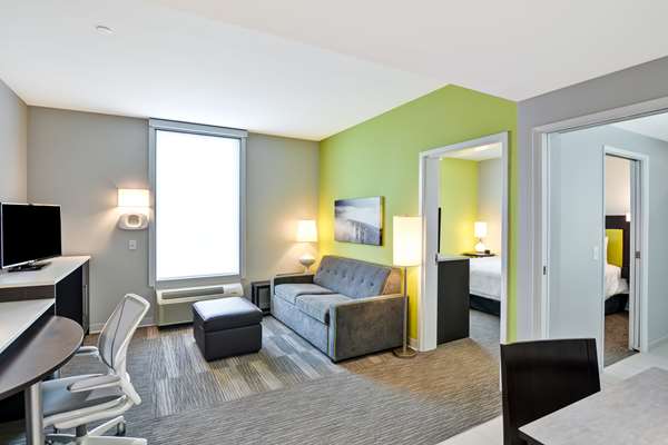  - Home2 Suites by Hilton Azusa - I-210, Exit 40