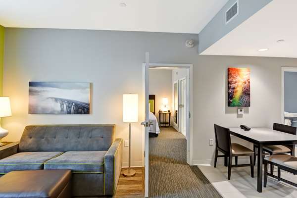  - Home2 Suites by Hilton Azusa - I-210, Exit 40