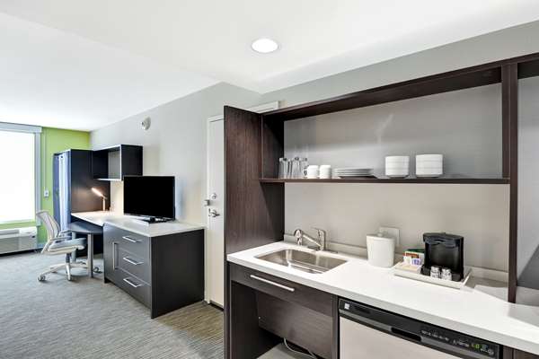  - Home2 Suites by Hilton Azusa - I-210, Exit 40