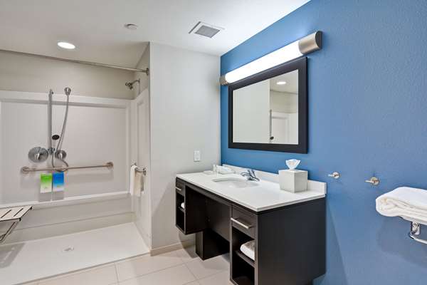  - Home2 Suites by Hilton Azusa - I-210, Exit 40