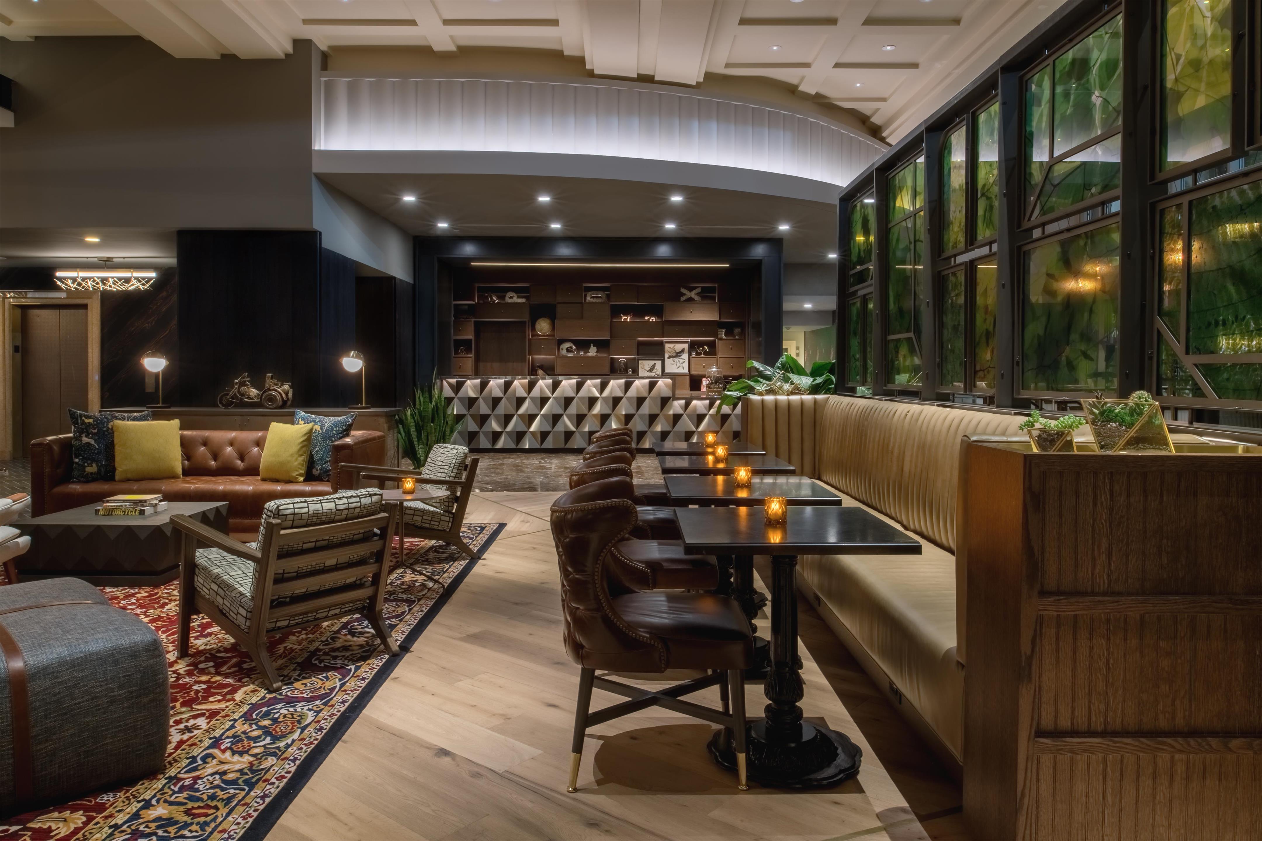 Lobby | The Duniway Portland A Hilton Hotel