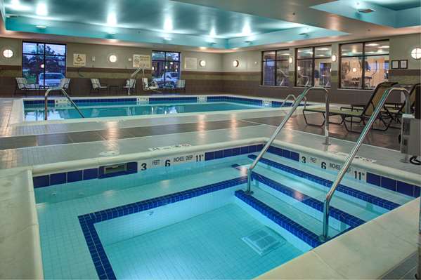 Pool - Hampton Inn and Suites Syracuse North - I-81, Exit 25A