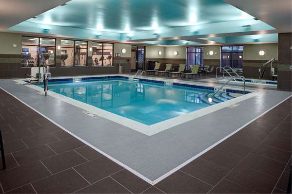 Pool - Hampton Inn and Suites Syracuse North - I-81, Exit 25A