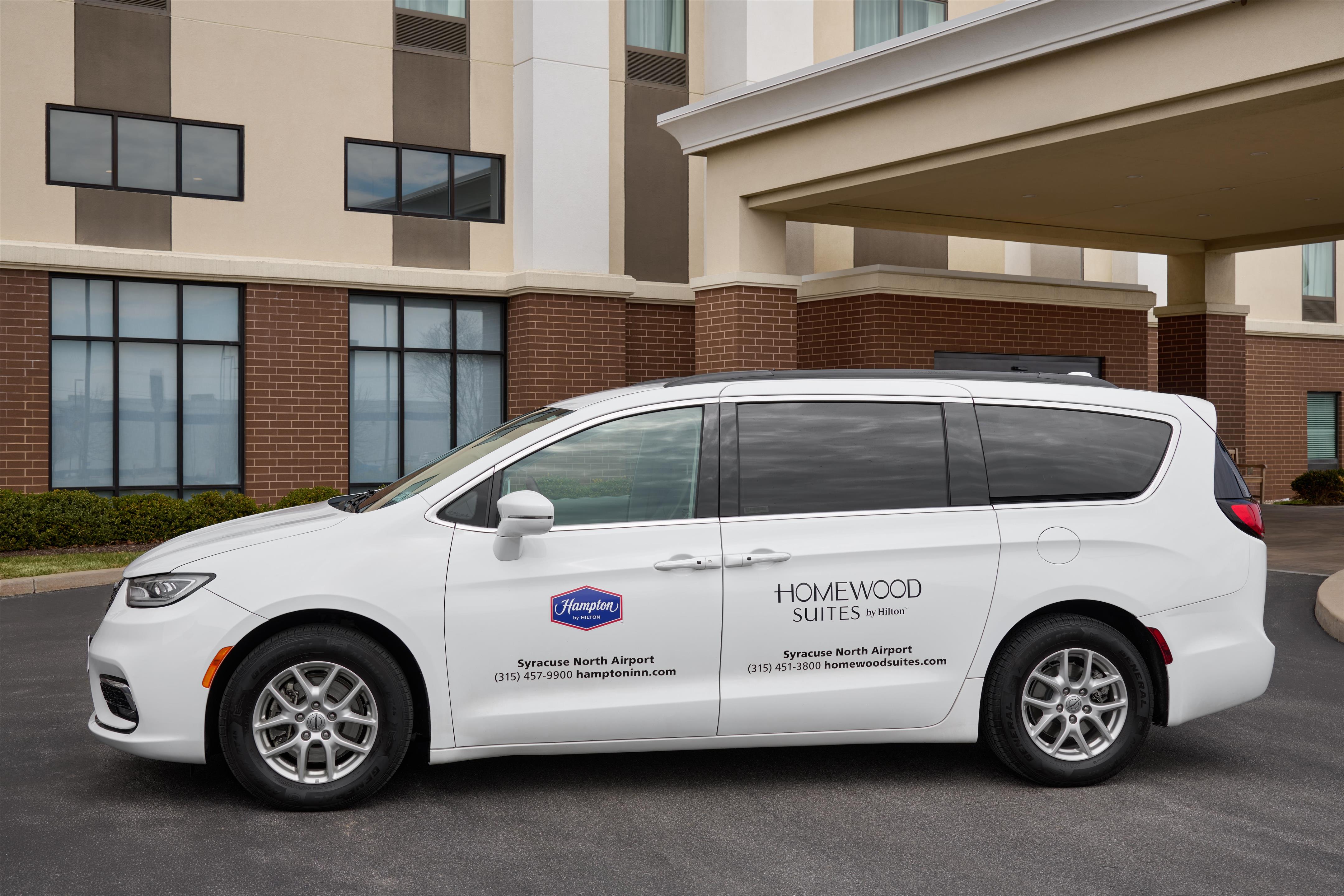 Exterior | Hampton Inn & Suites Syracuse North Airport Area