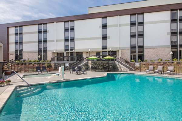 Pool - Wyndham Garden Hotel Marietta - I-75, Exit 263