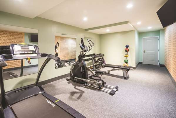 Fitness/ Exercise Room - La Quinta Inn & Suites Central Brooklyn