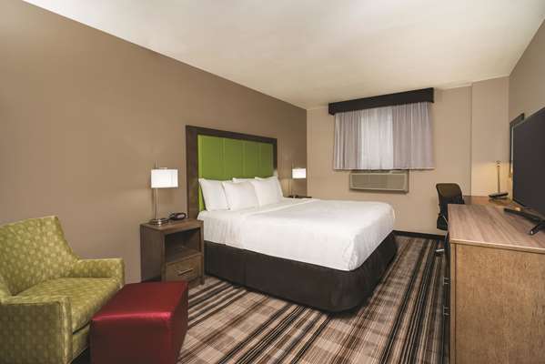 - La Quinta Inn & Suites Central Brooklyn