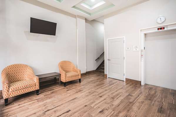  - La Quinta Inn & Suites Central Brooklyn