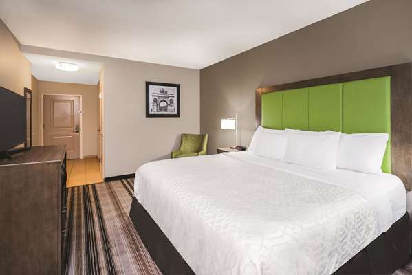  - La Quinta Inn & Suites Central Brooklyn