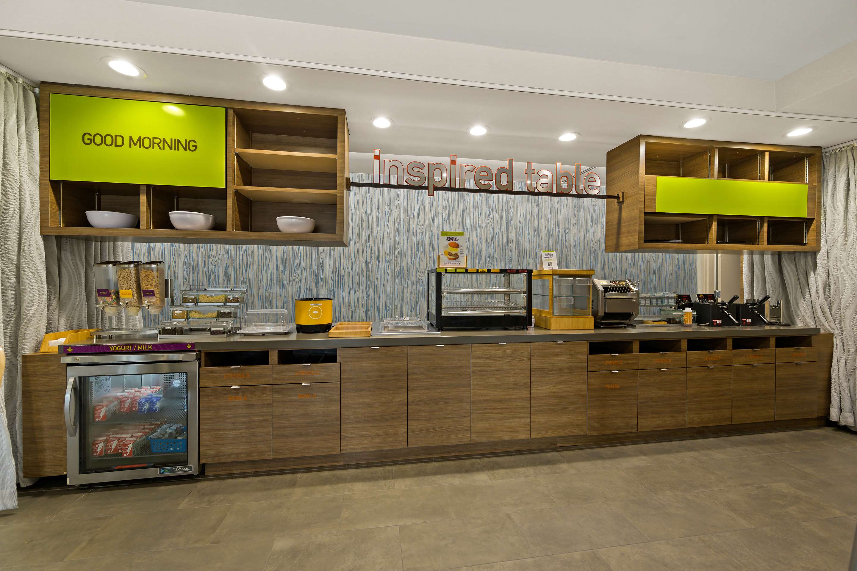Breakfast Area | Home2 Suites by Hilton Baytown