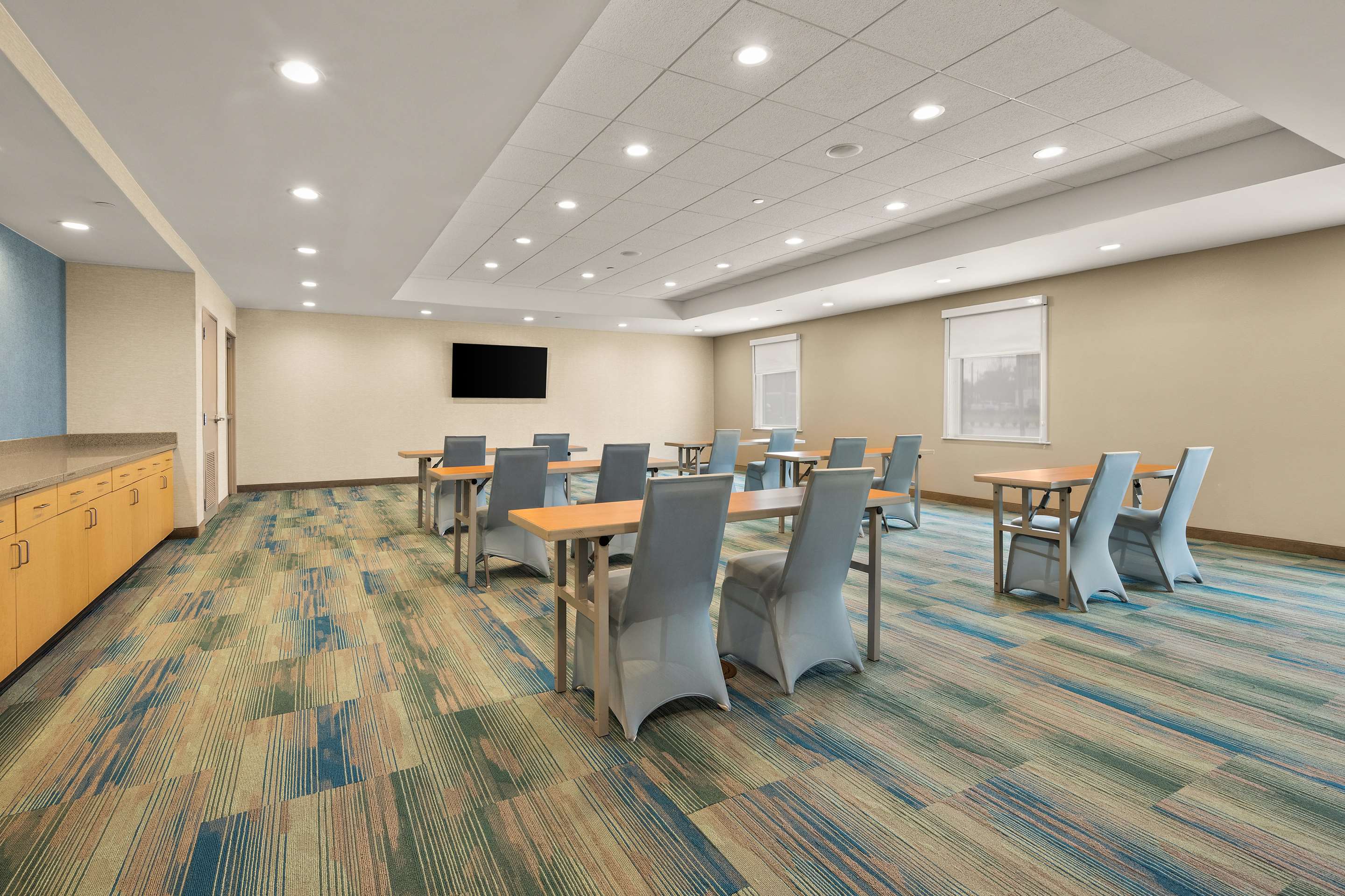 Meeting Room | Home2 Suites by Hilton Baytown