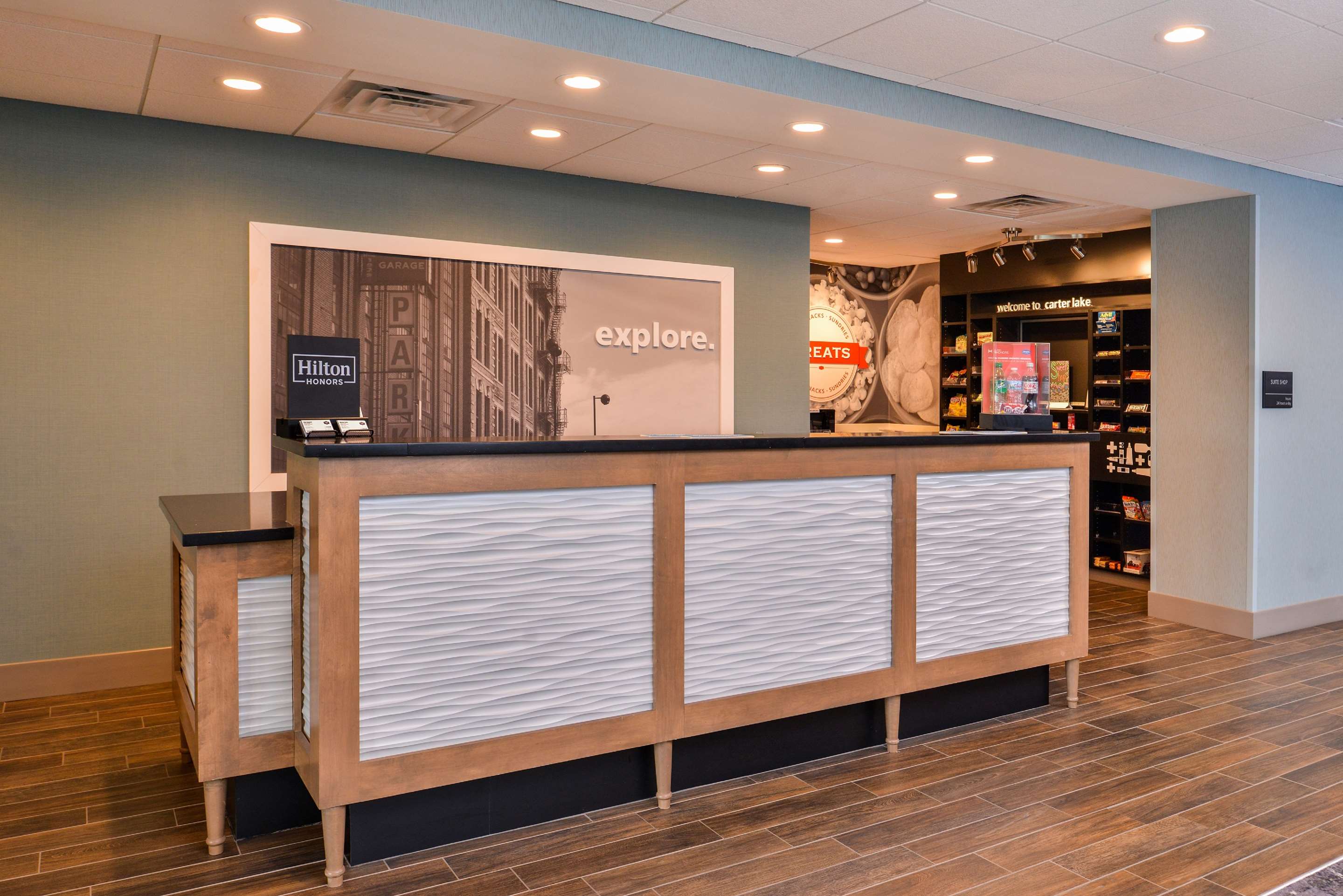 Reception | Hampton Inn By Hilton Omaha Airport, Ia