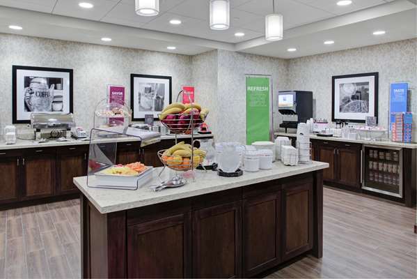 Amenities - Hampton Inn & Suites Manchester