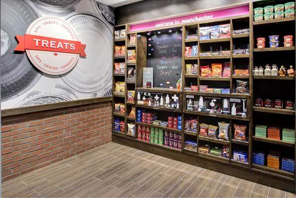 Restaurant - Hampton Inn & Suites Manchester