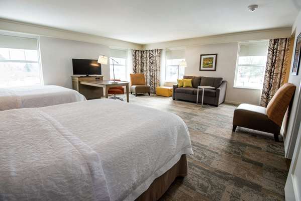  - Hampton Inn & Suites Manchester