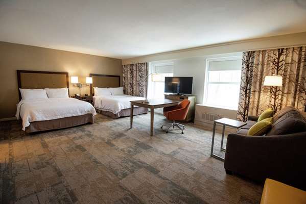  - Hampton Inn & Suites Manchester