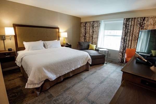  - Hampton Inn & Suites Manchester