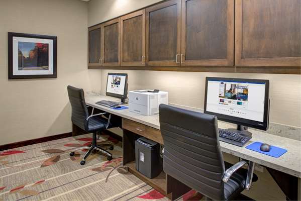 Conference Area - Hampton Inn & Suites Manchester