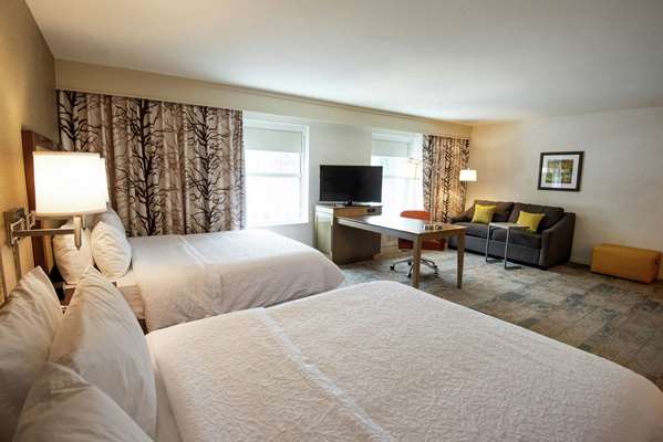  - Hampton Inn & Suites Manchester