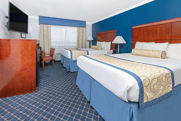  - Baymont Inn & Suites McComb - I-55, Exit 17