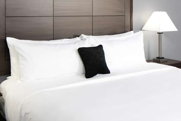  - Red Lion Inn & Suites Everett