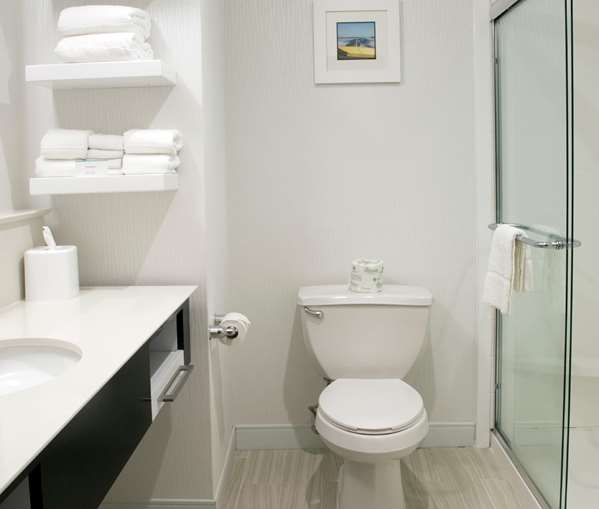  - Hampton Inn Hartwell