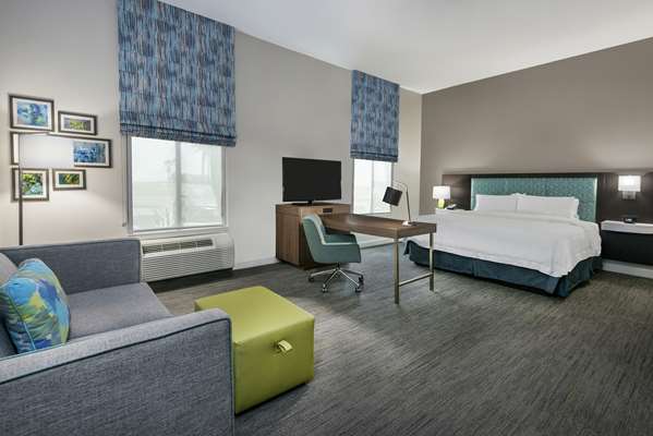 - Hampton Inn & Suites Portland