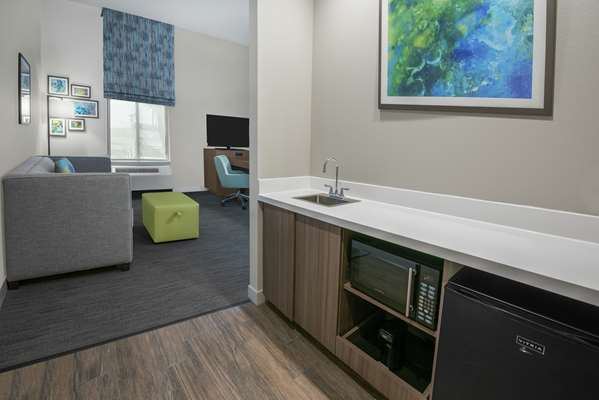  - Hampton Inn & Suites Portland