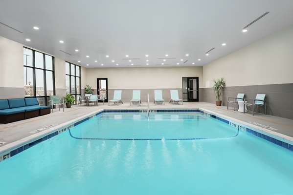 Pool - Hampton Inn & Suites Portland