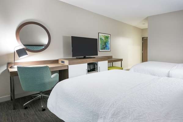  - Hampton Inn & Suites Portland