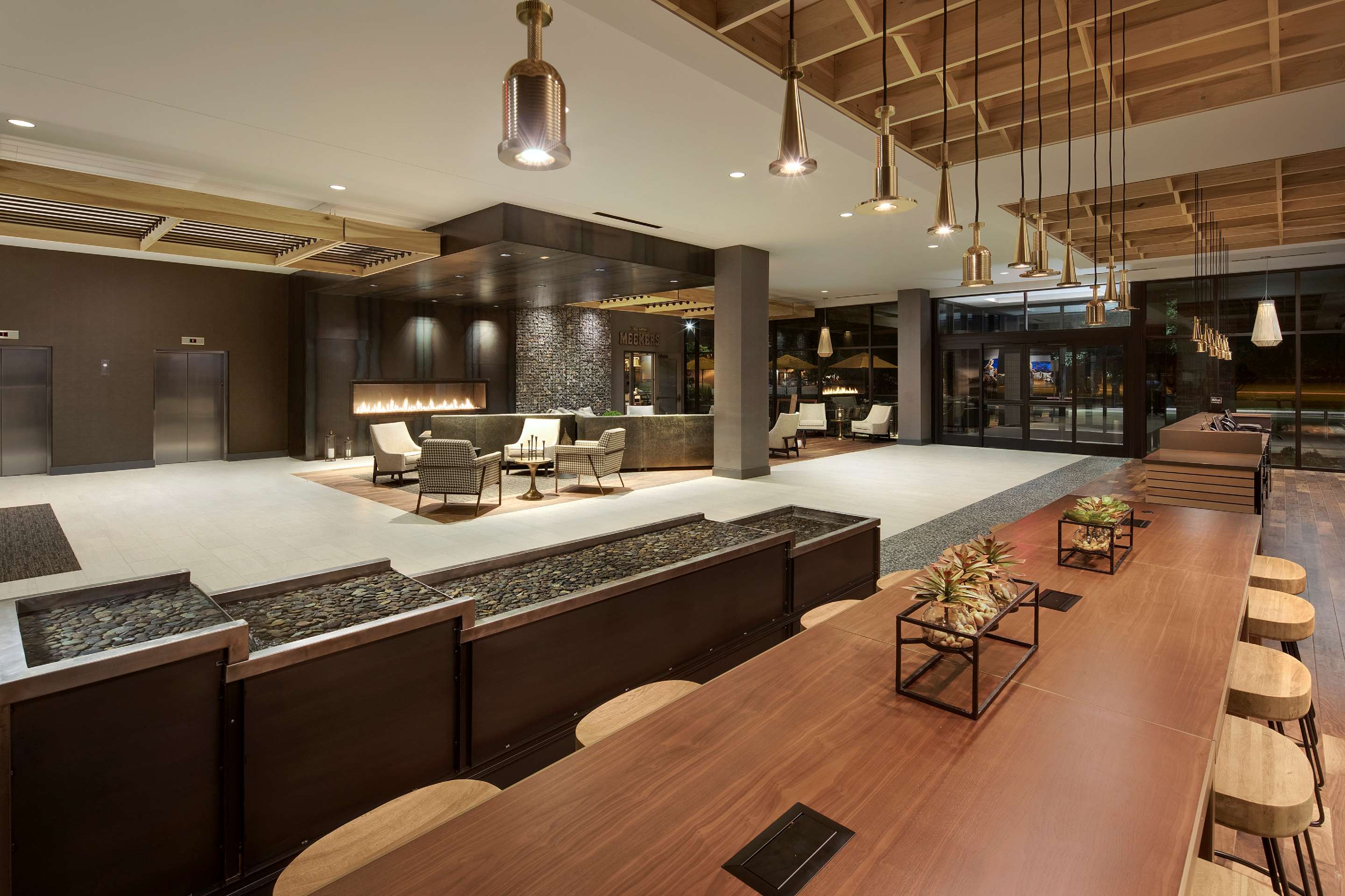 Lobby | DoubleTree by Hilton Greeley at Lincoln Park