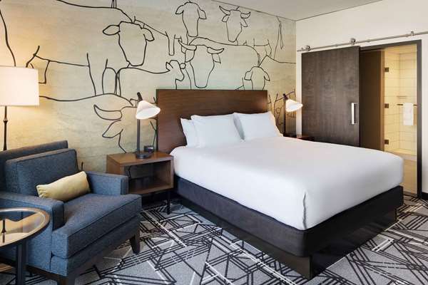  - DoubleTree by Hilton Hotel Lincoln Park Greeley