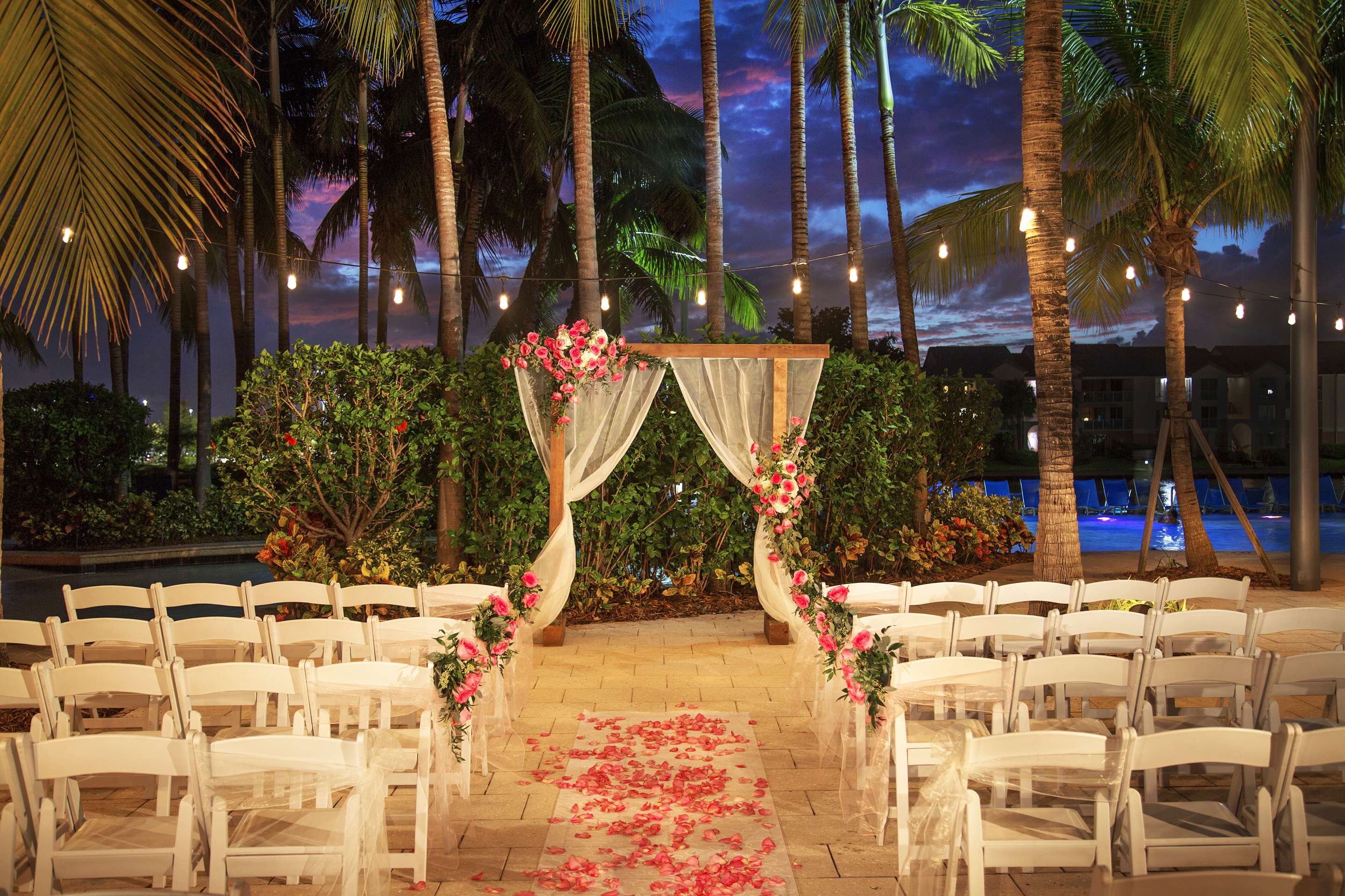 Pool | Doubletree Resort by Hilton Hollywood Beach