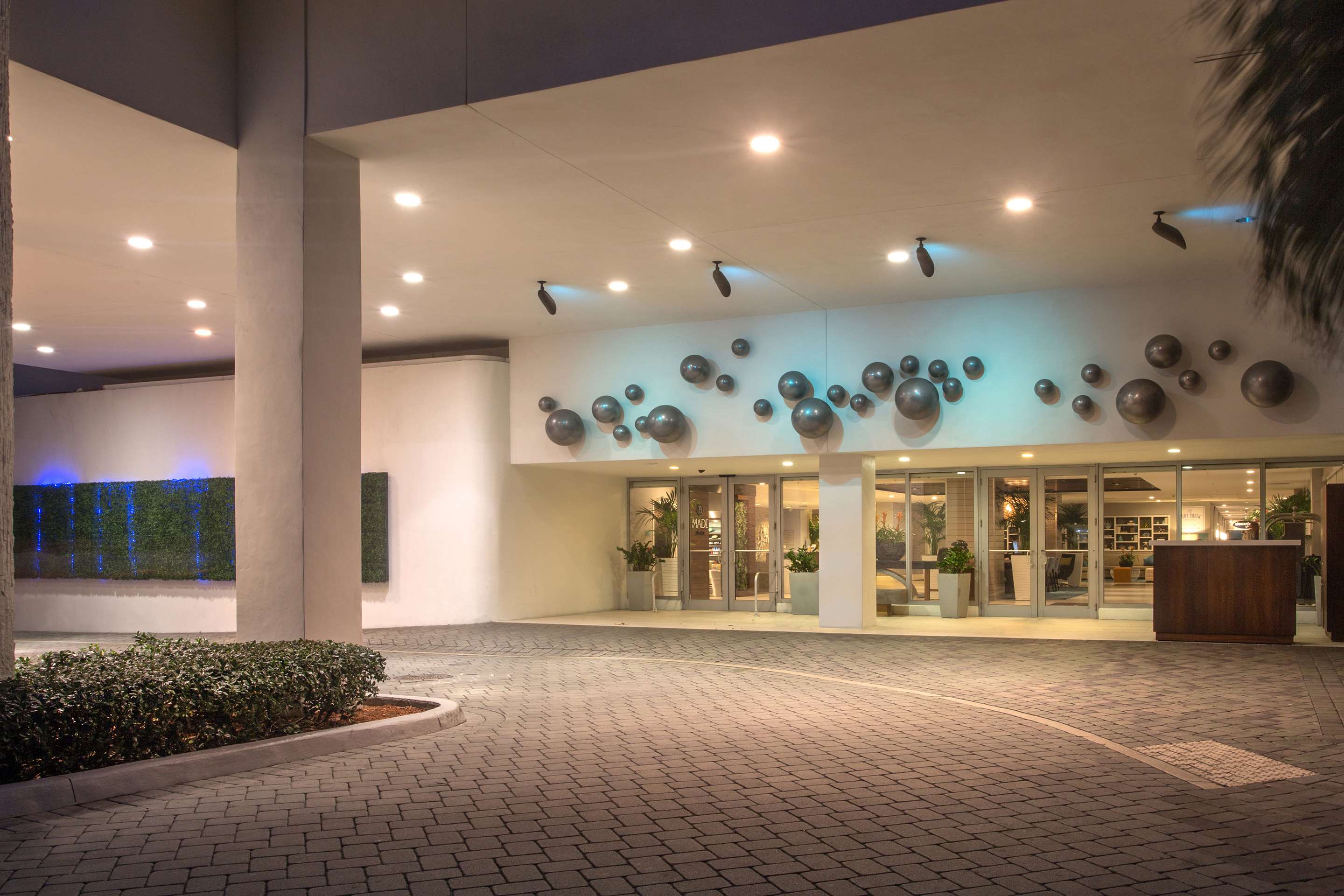 Exterior | Doubletree Resort by Hilton Hollywood Beach