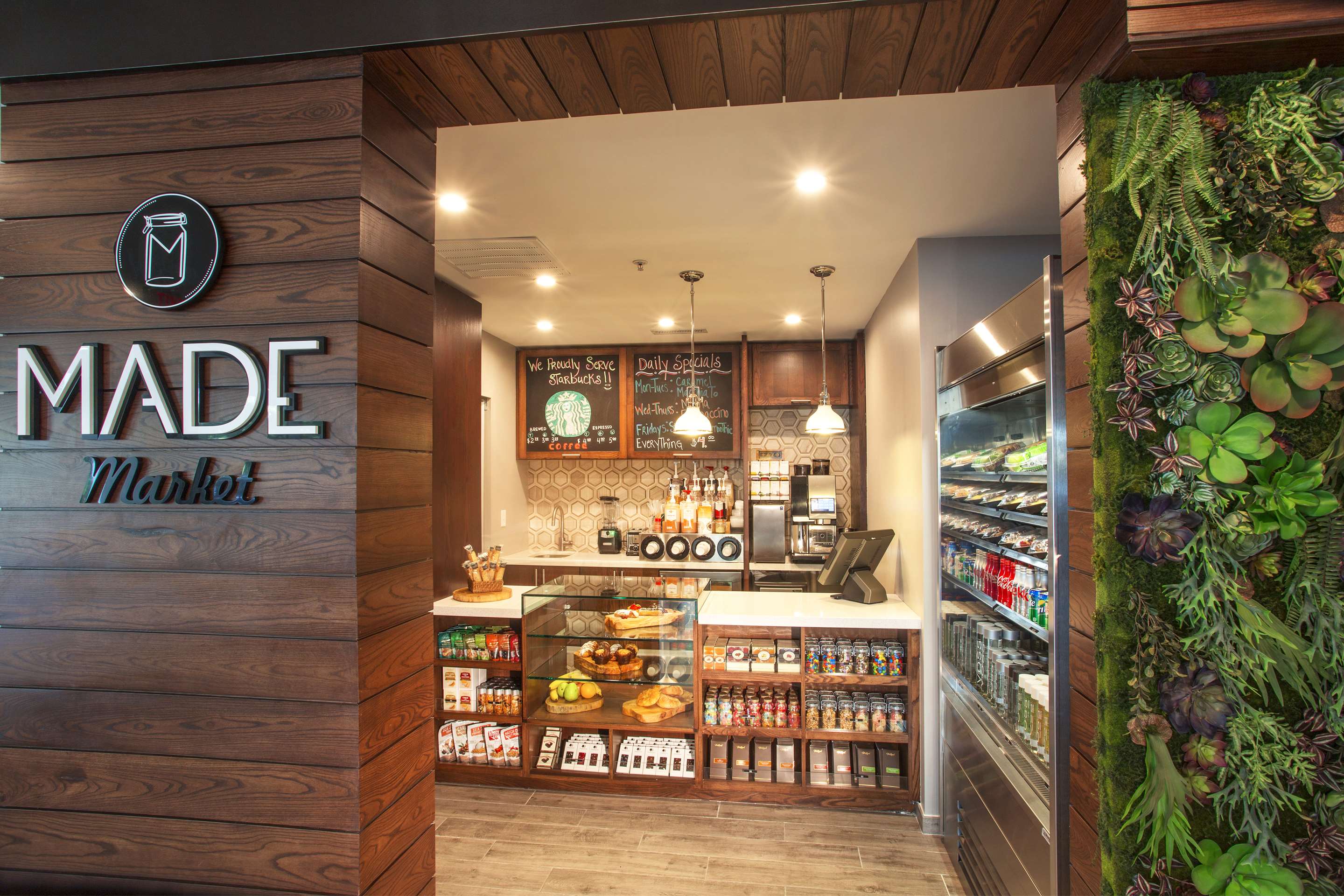 Restaurant | Doubletree Resort by Hilton Hollywood Beach