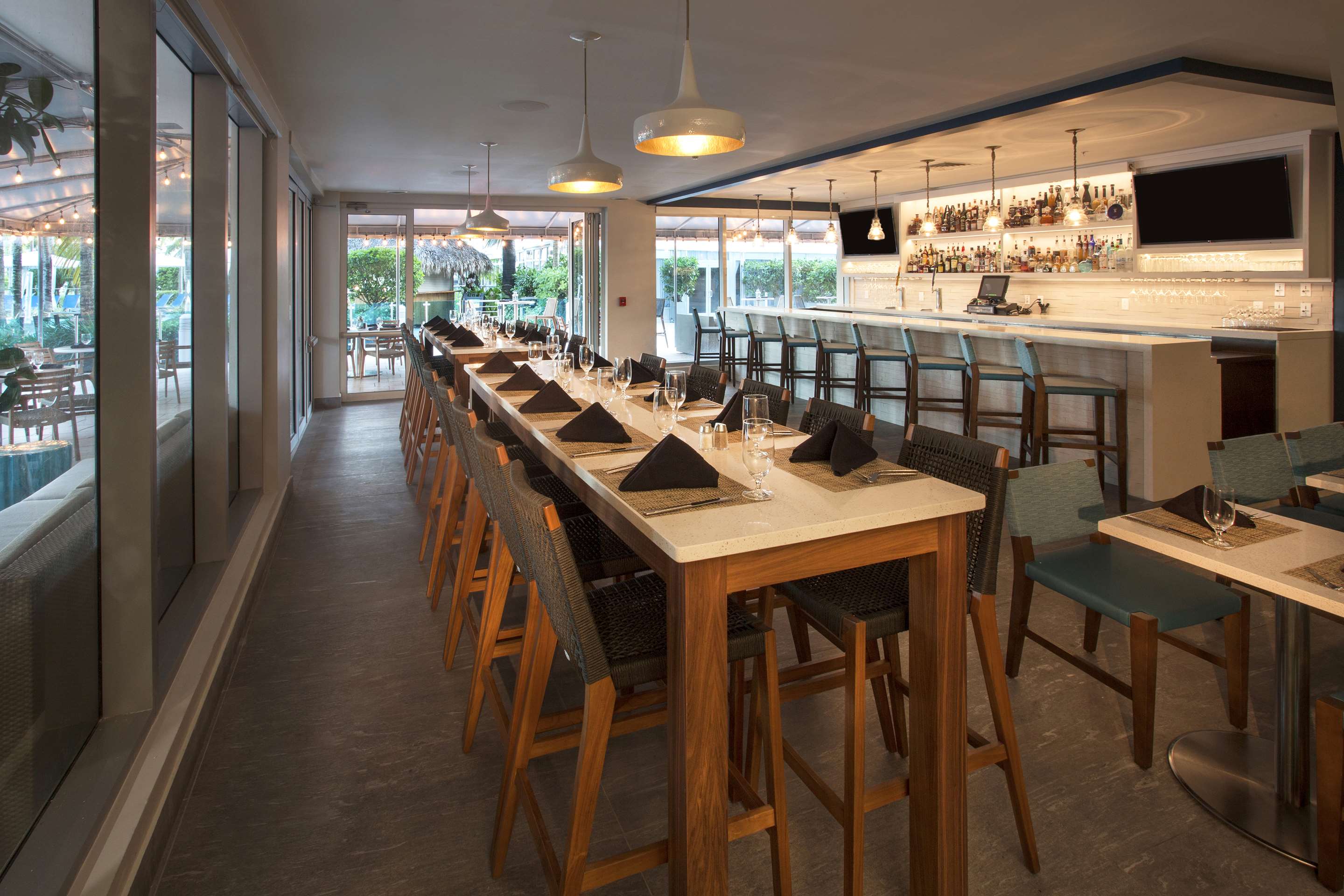 BarLounge | Doubletree Resort by Hilton Hollywood Beach