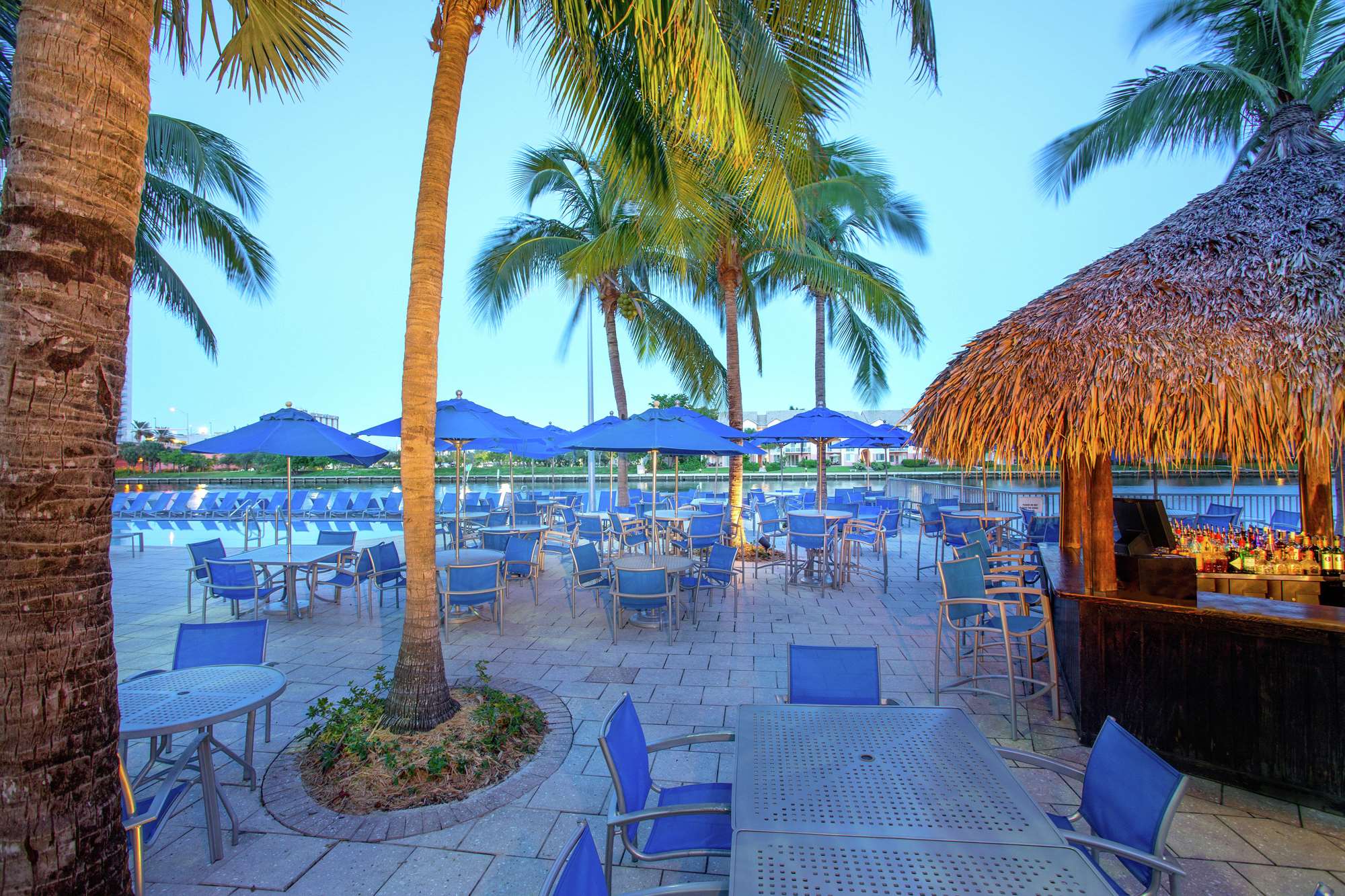 BarLounge | Doubletree Resort by Hilton Hollywood Beach