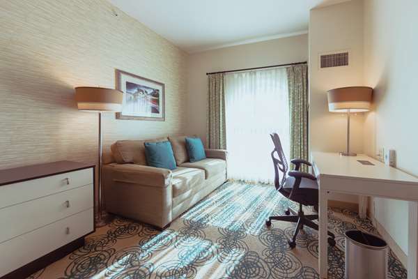  - Hotel Skyler Syracuse - I-81, Exit 18