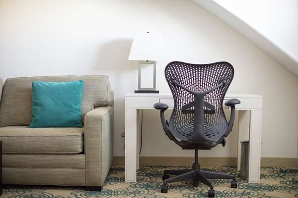  - Hotel Skyler Syracuse - I-81, Exit 18