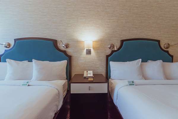  - Hotel Skyler Syracuse - I-81, Exit 18