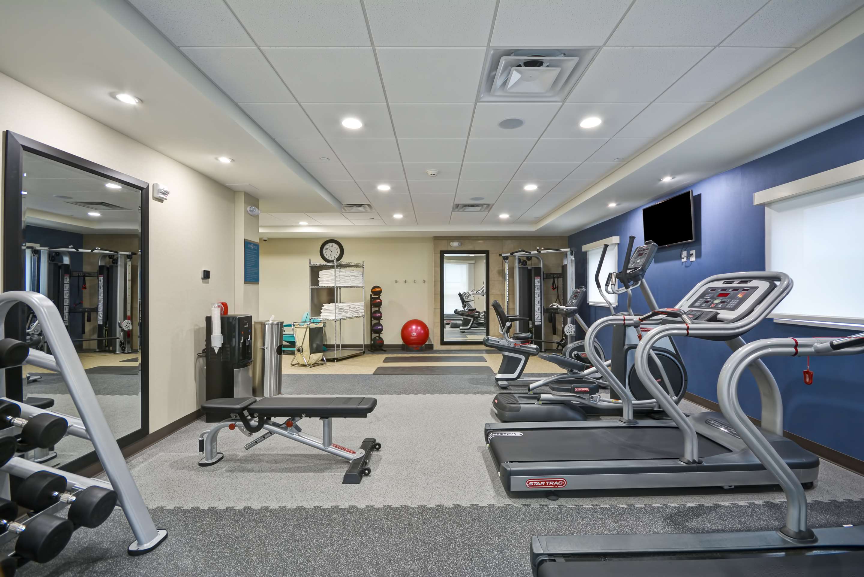 Health club fitness center gym | Home2 Suites By Hilton Maumee Toledo
