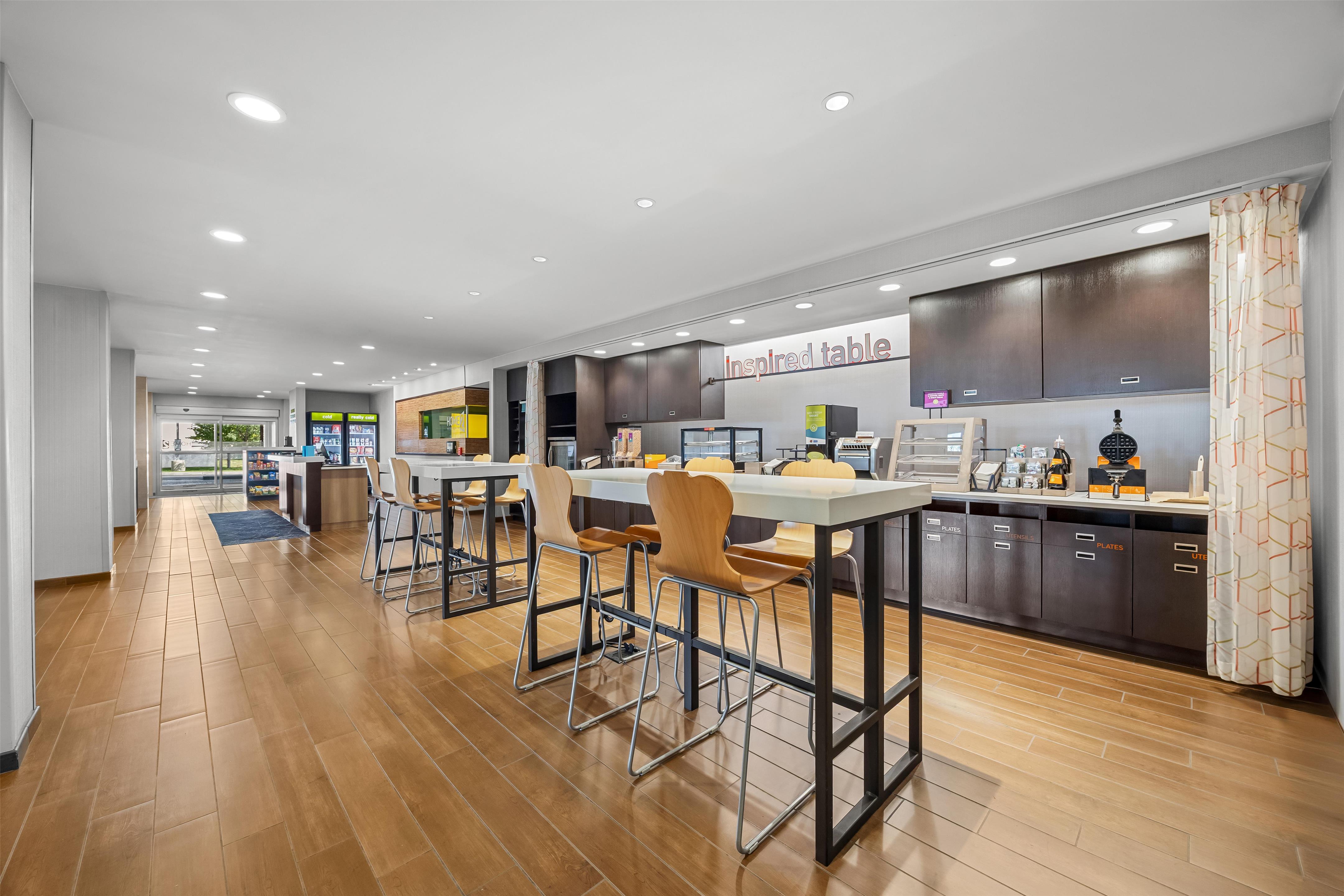 Breakfast Area | Home2 Suites By Hilton Maumee Toledo