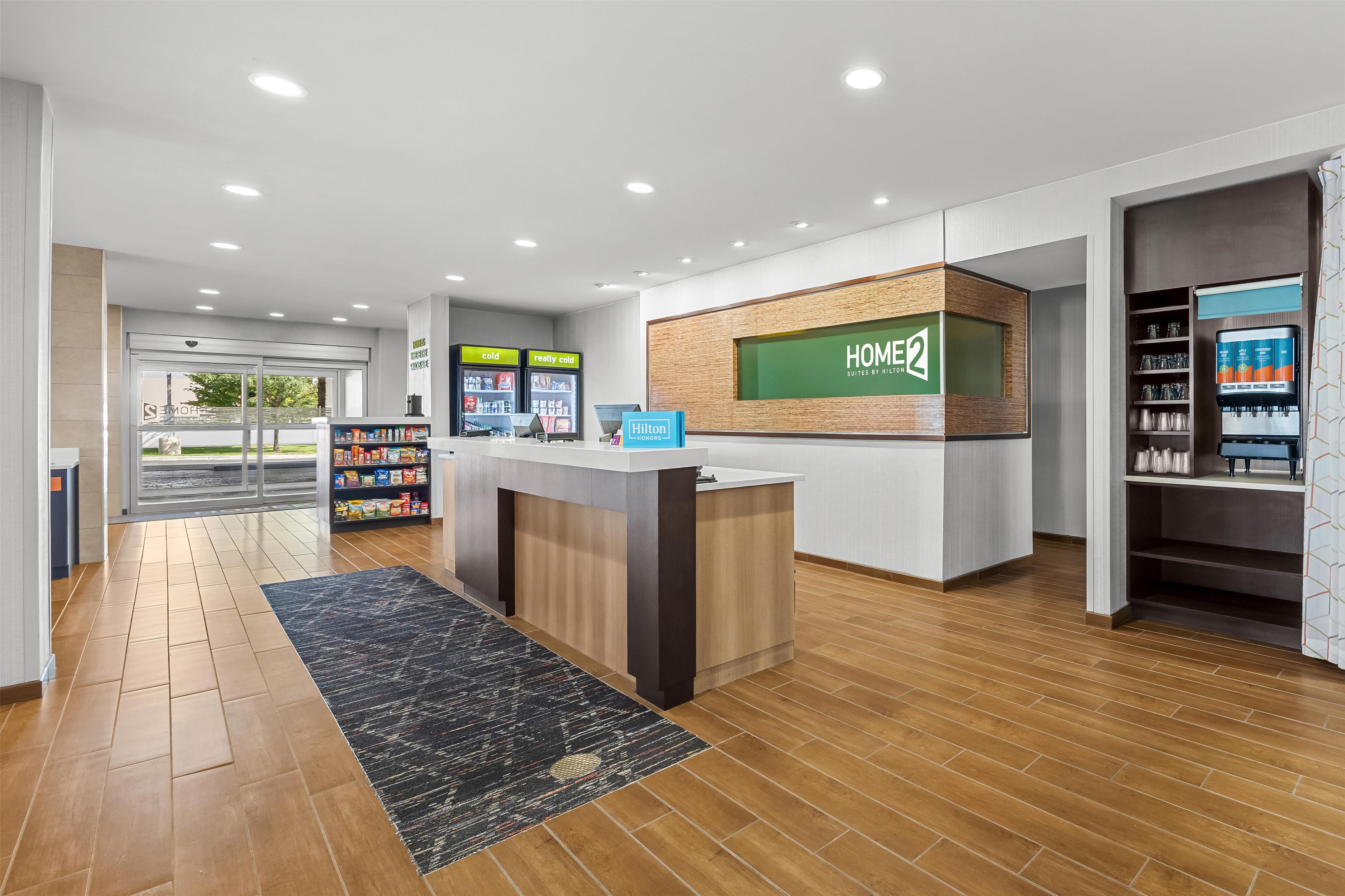 Lobby | Home2 Suites By Hilton Maumee Toledo