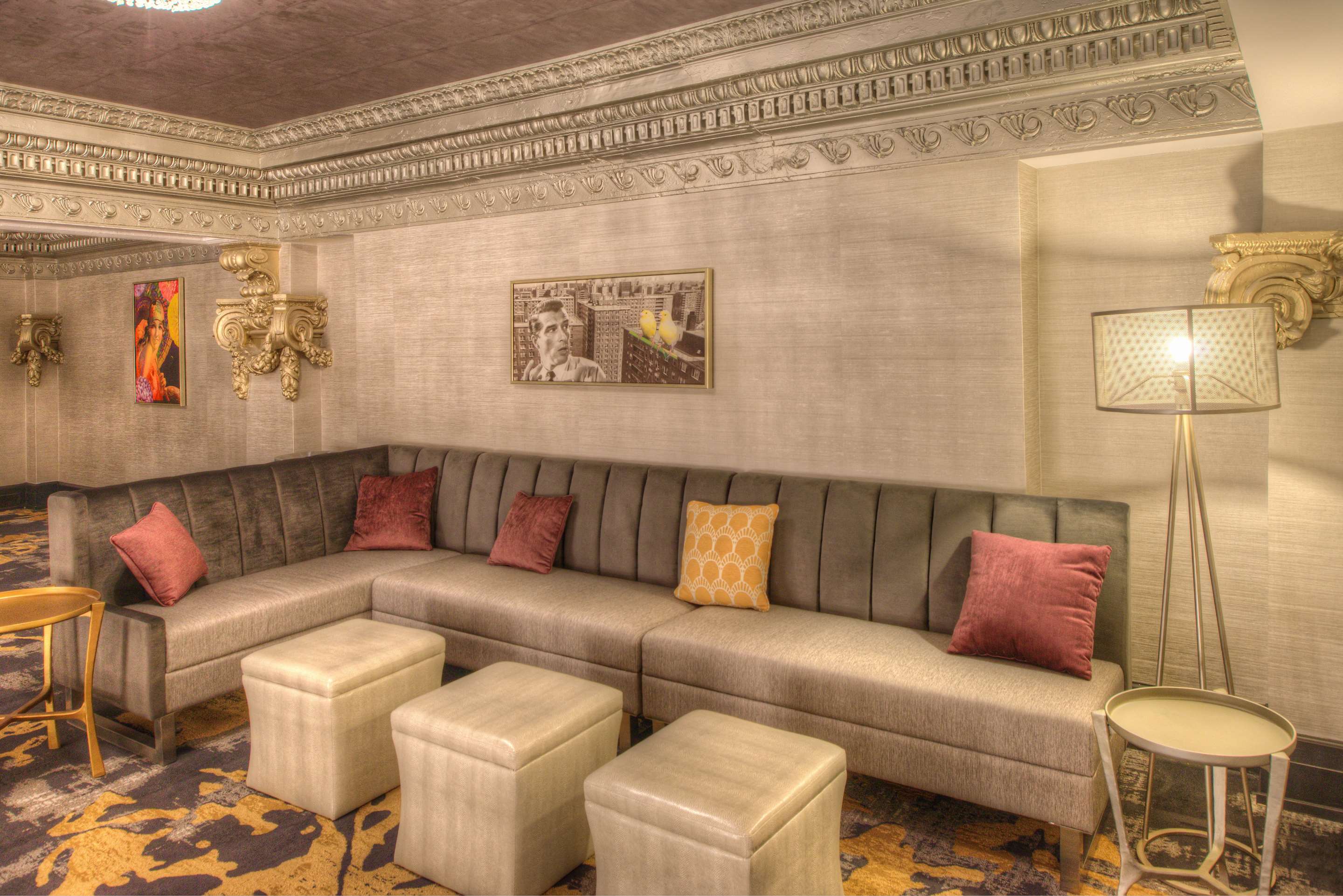 Lobby | DoubleTree by Hilton Utica