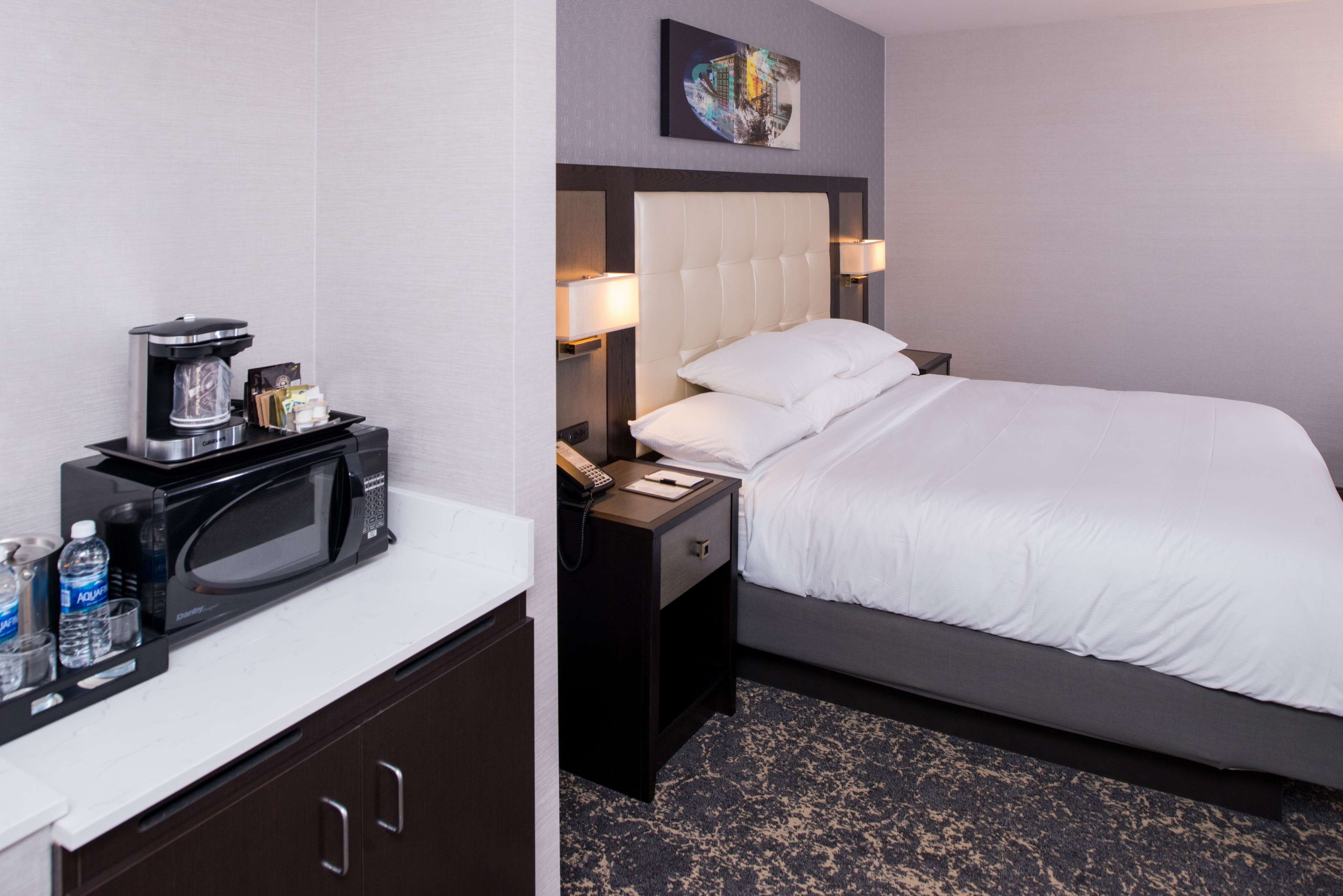 DoubleTree by Hilton Hotel Utica Room Type - 1 KG HEAR ACC STUDIO STE